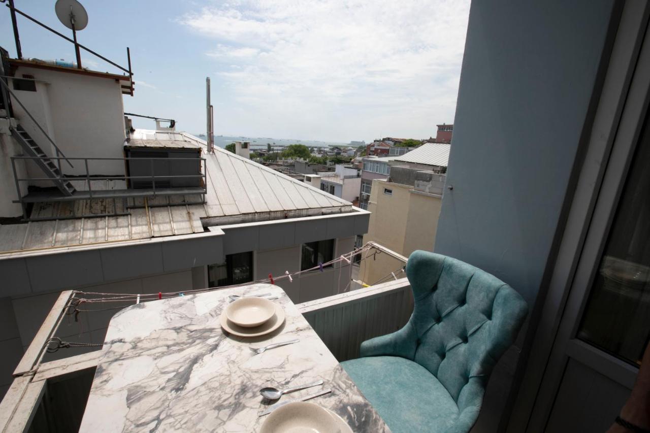 2BR-1LR SEAVIEW FAMILY PLACE NEXT TO CENTEr Istanbul Exterior foto